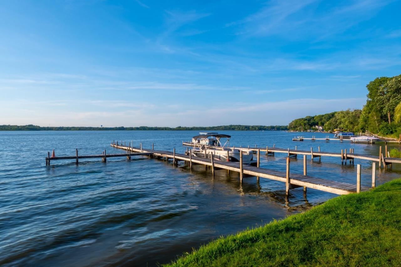 Randolph Hotel Fox Lake Экстерьер фото